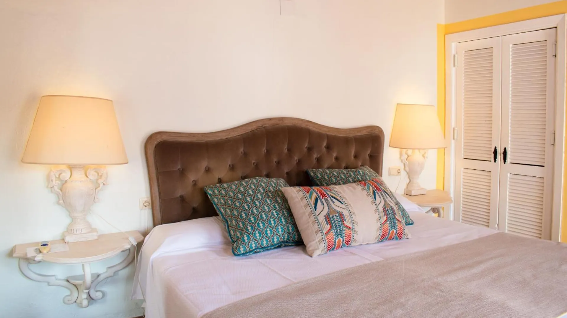 Hotel Cortijo Del Arte - Caminito Del Rey Pizarra
