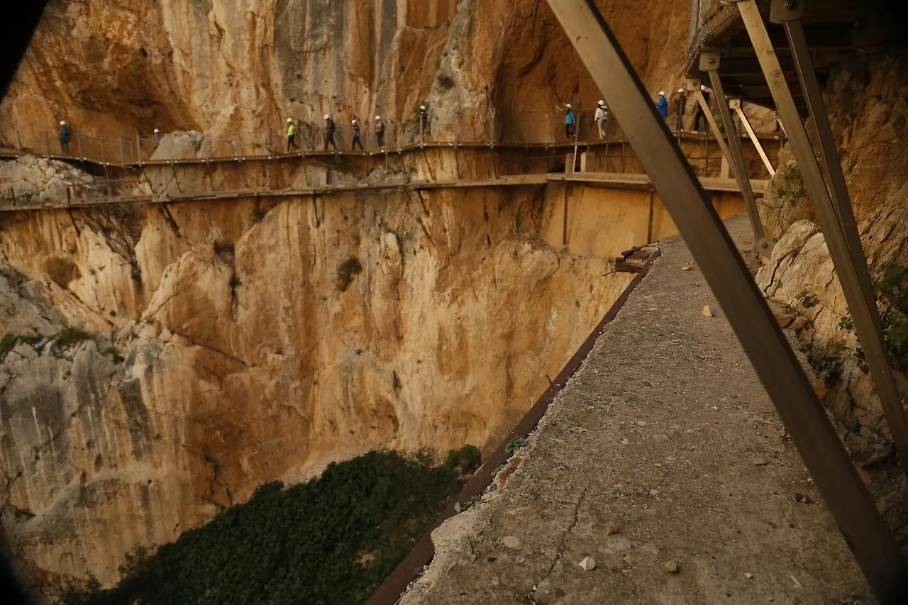 Hotel Cortijo Del Arte - Caminito Del Rey Pizarra